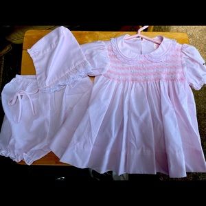 Newborn girl outfit